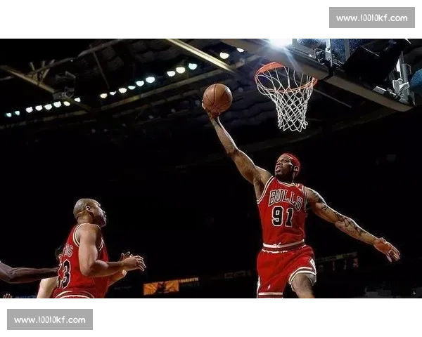 从篮板怪兽到文化符号罗德曼颠覆NBA的传奇人生跨越赛场与流行文化